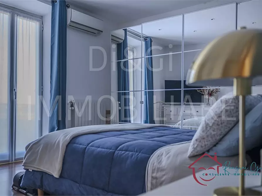 Immagine 8 di Appartamento in vendita  a Albenga