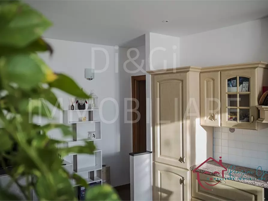 Immagine 5 di Appartamento in vendita  a Albenga