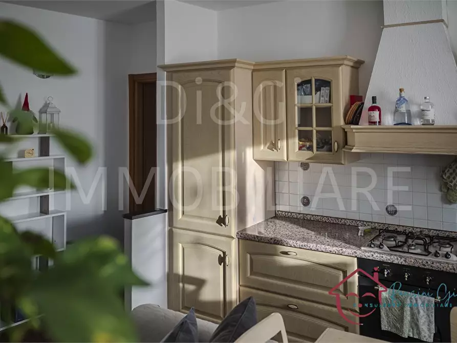 Immagine 2 di Appartamento in vendita  a Albenga