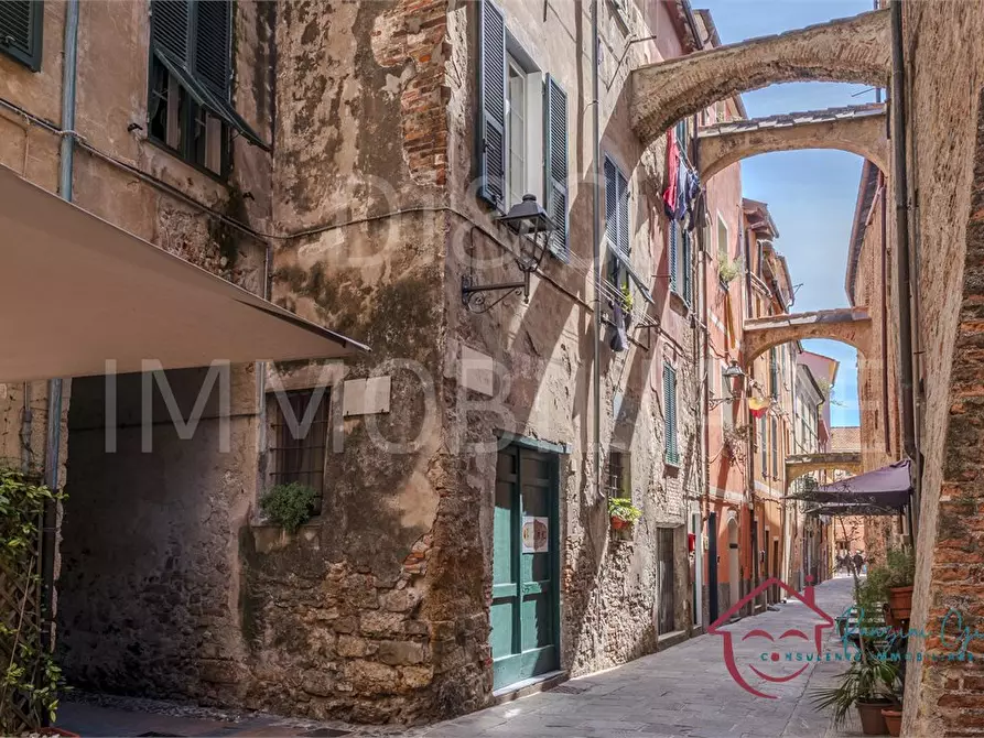 Immagine 3 di Appartamento in vendita  a Albenga