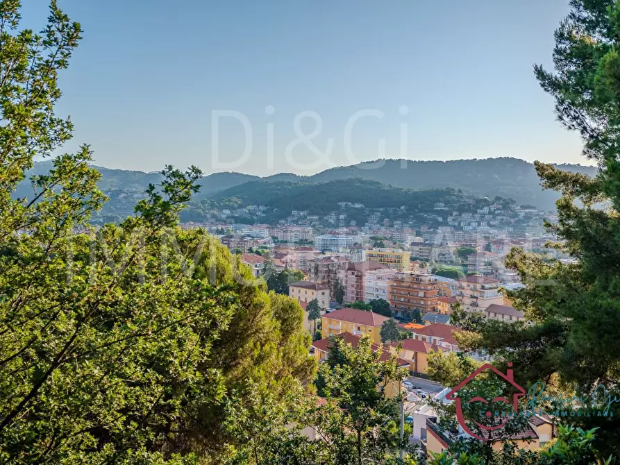 Immagine 4 di Appartamento in vendita  6 a Andora