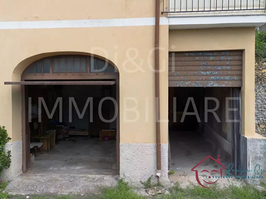 Immagine 4 di Appartamento in vendita  a Casanova Lerrone