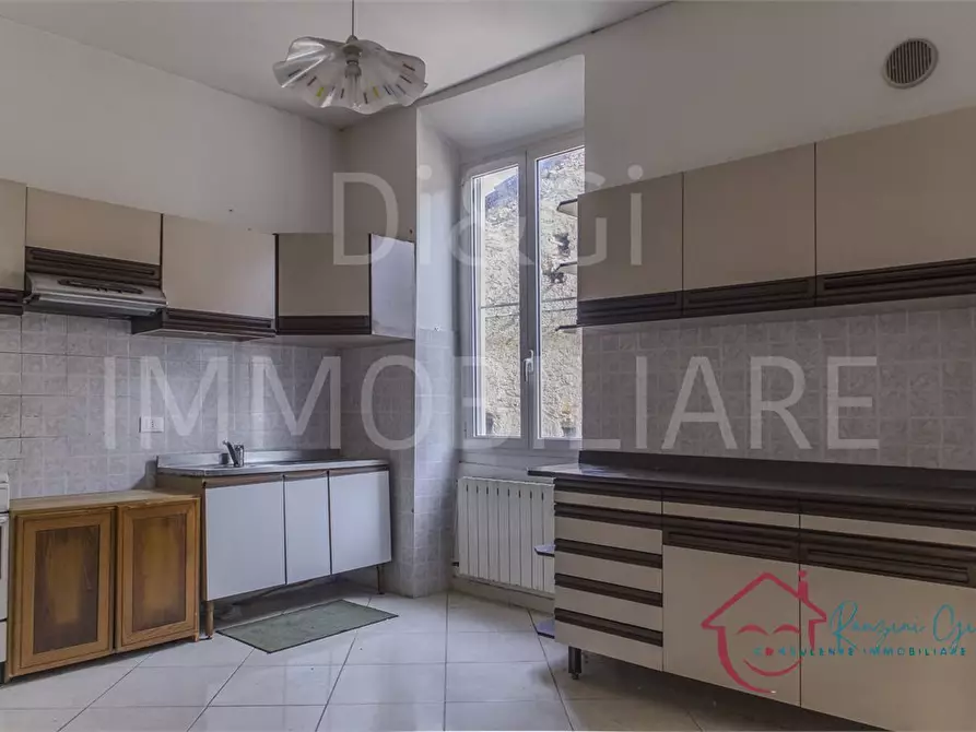 Immagine 10 di Appartamento in vendita  6 a Casanova Lerrone