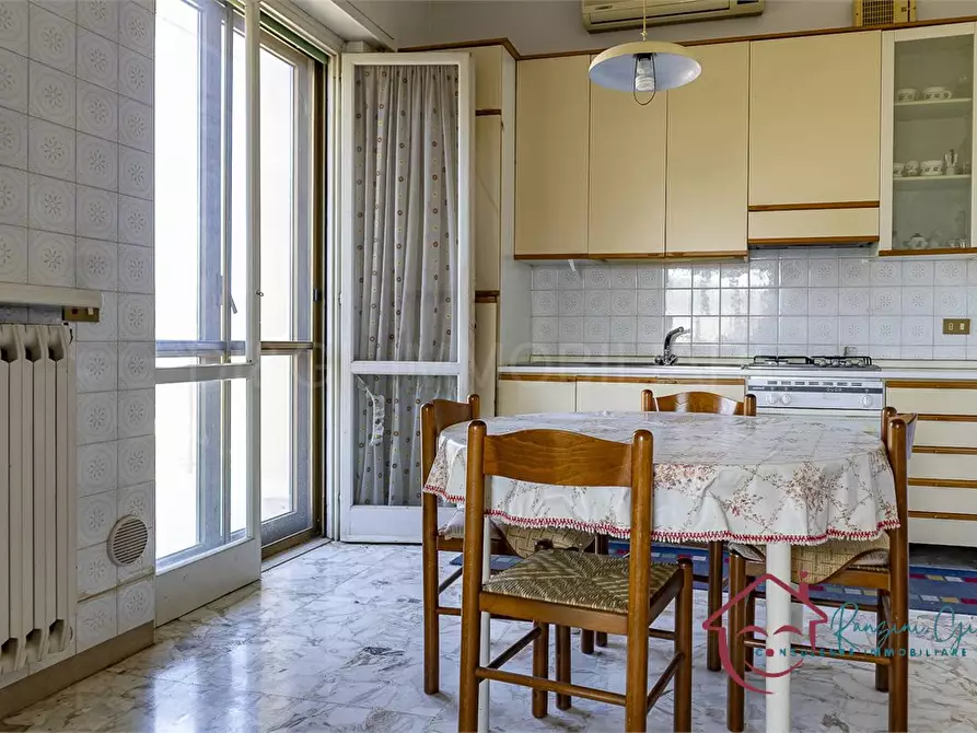 Immagine 8 di Appartamento in vendita  46 a Villanova D'albenga