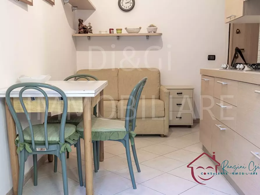 Immagine 10 di Appartamento in vendita  200 a Villanova D'albenga