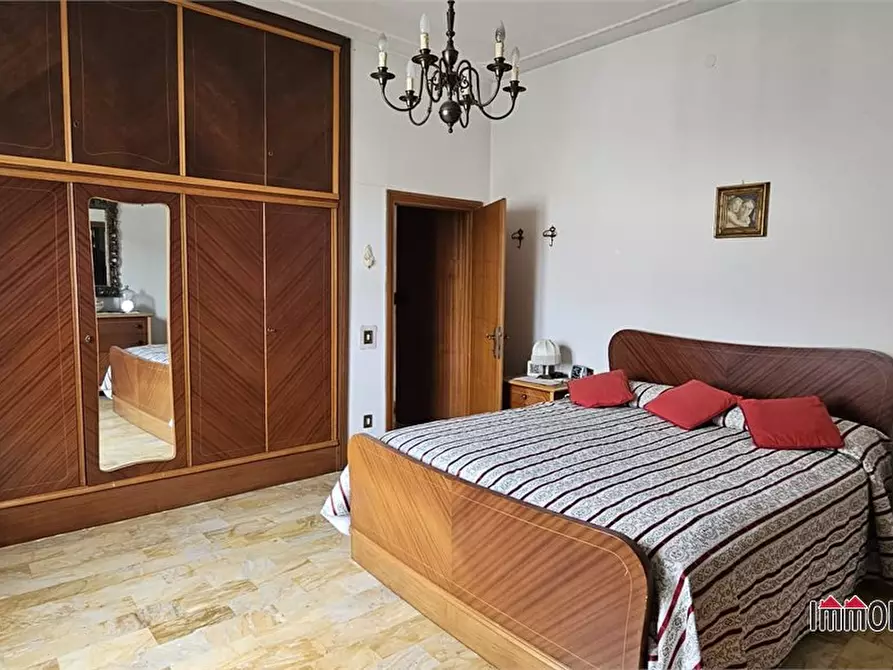 Immagine 9 di Appartamento in vendita  a Colle Di Val D'elsa