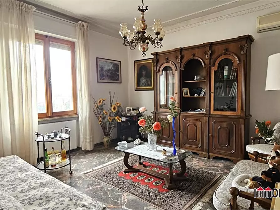 Immagine 3 di Appartamento in vendita  a Colle Di Val D'elsa