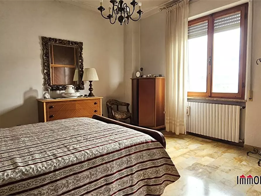 Immagine 10 di Appartamento in vendita  a Colle Di Val D'elsa