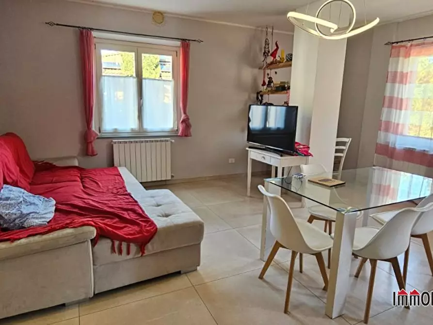 Immagine 2 di Appartamento in vendita  a Colle Di Val D'elsa