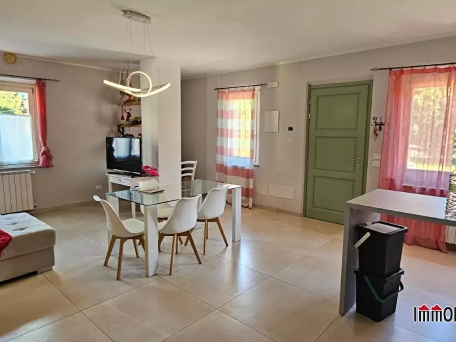 Immagine 4 di Appartamento in vendita  a Colle Di Val D'elsa