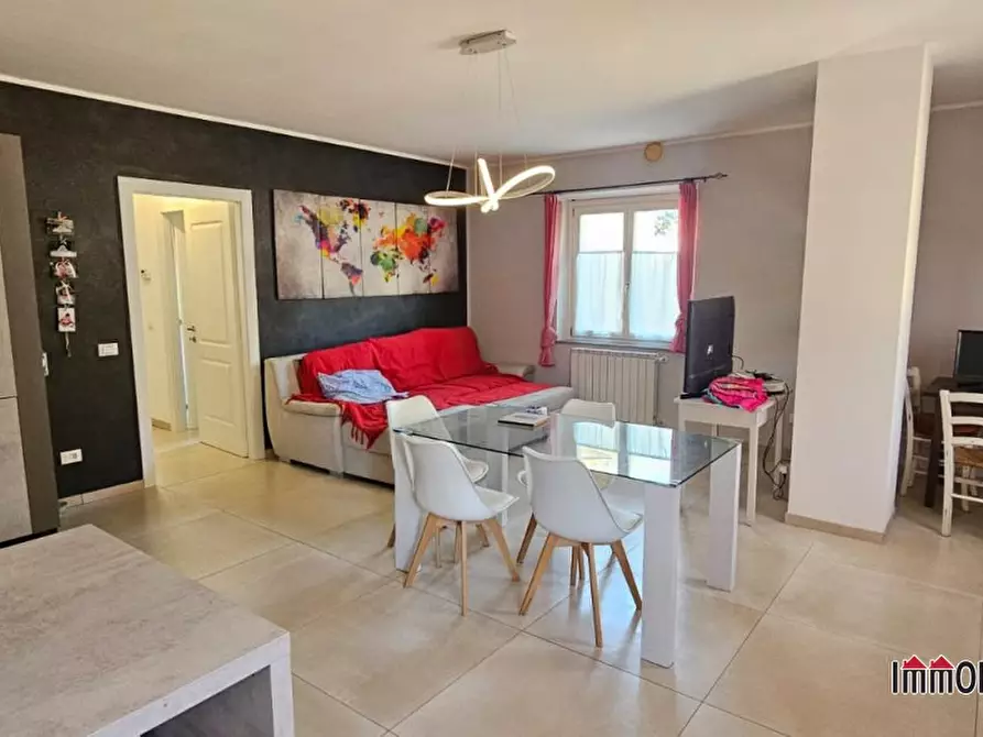 Immagine 3 di Appartamento in vendita  a Colle Di Val D'elsa