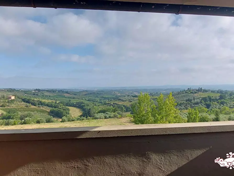 Immagine 3 di Appartamento in vendita  a San Gimignano