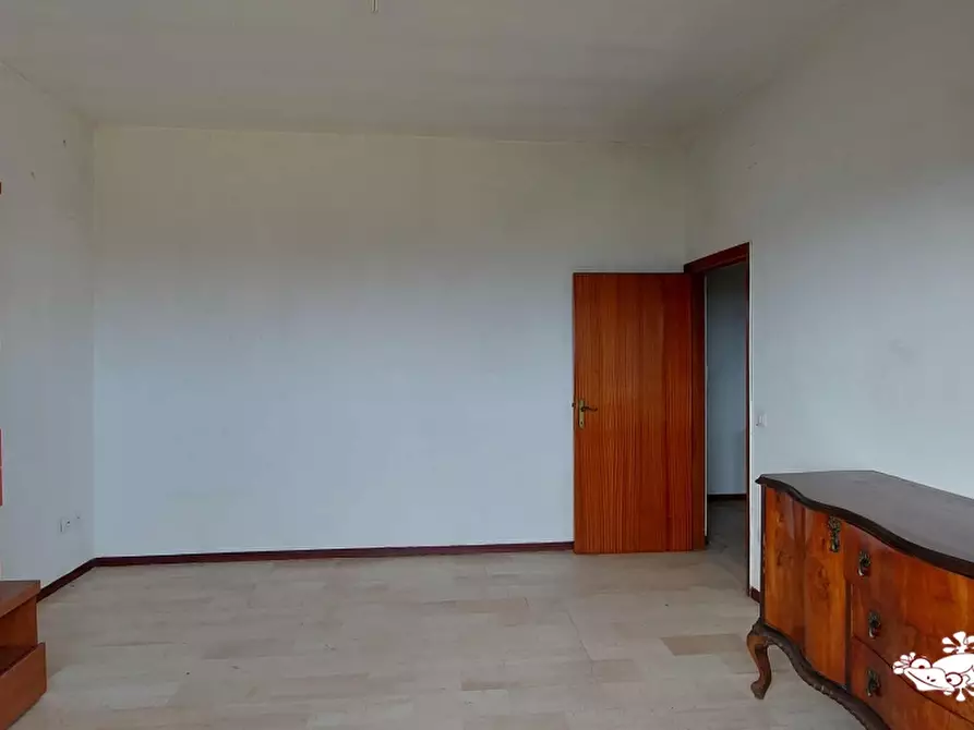 Immagine 7 di Appartamento in vendita  a San Gimignano