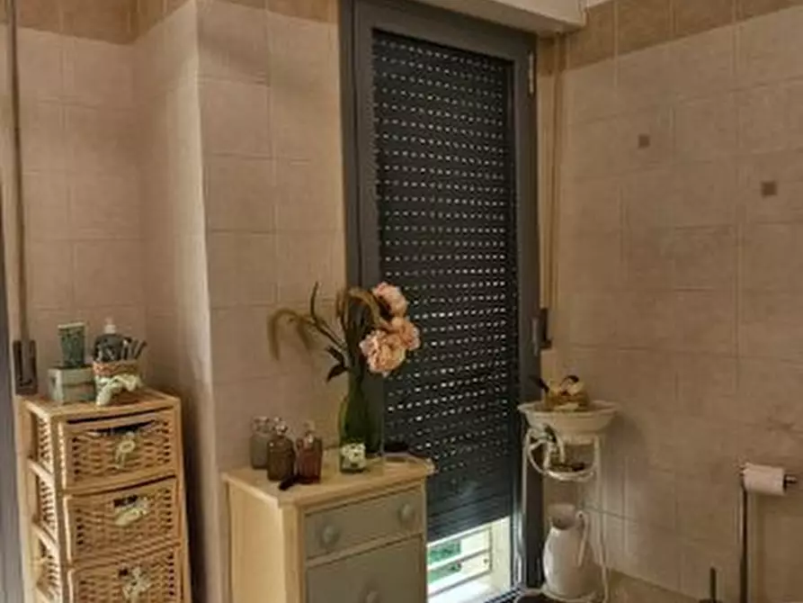 Immagine 10 di Appartamento in vendita  a Colle Di Val D'elsa