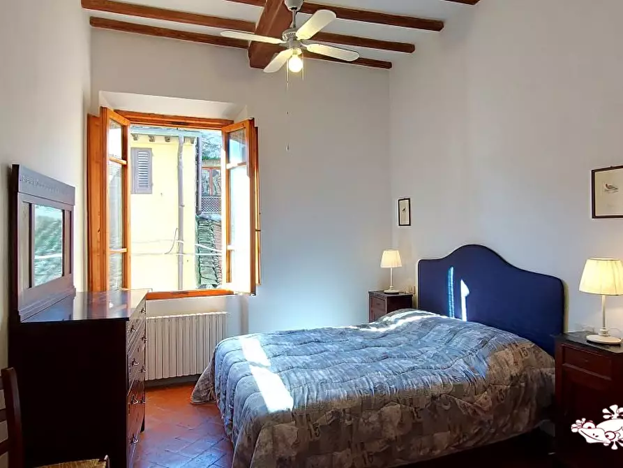 Immagine 7 di Appartamento in vendita  a San Gimignano