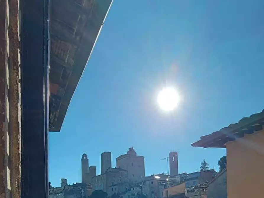 Immagine 9 di Appartamento in vendita  a San Gimignano