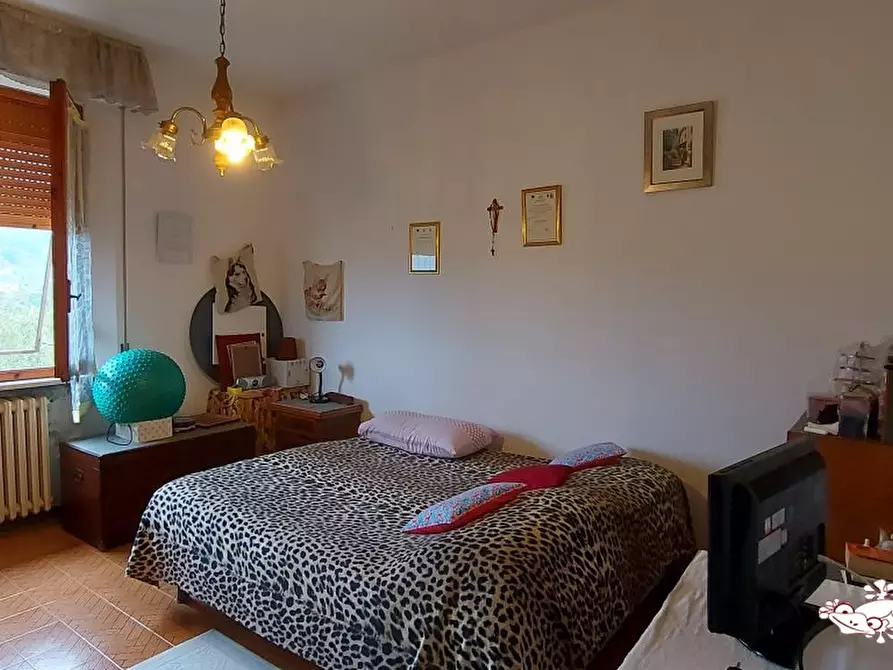 Immagine 7 di Appartamento in vendita  a San Gimignano