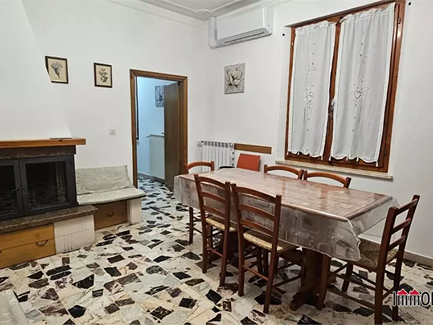 Immagine 1 di Appartamento in vendita  a Colle Di Val D'elsa