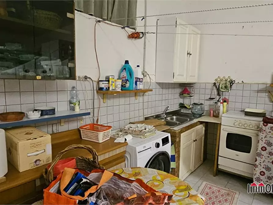 Immagine 10 di Appartamento in vendita  a Colle Di Val D'elsa