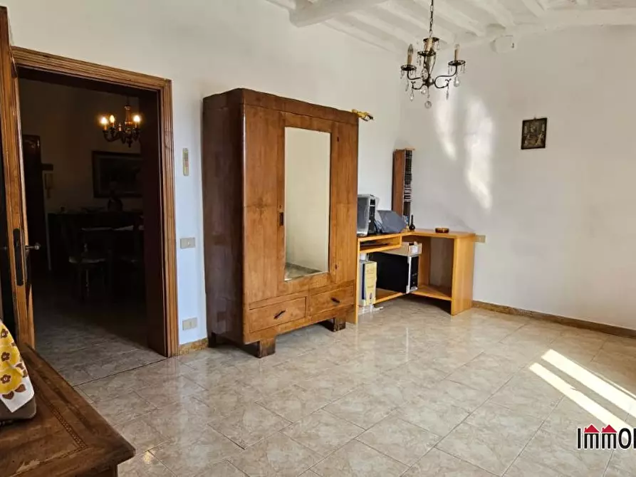 Immagine 7 di Appartamento in vendita  a Colle Di Val D'elsa