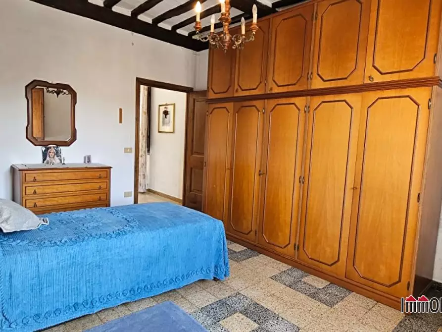 Immagine 8 di Appartamento in vendita  a Colle Di Val D'elsa