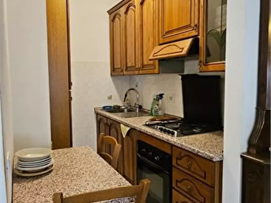 Immagine 5 di Appartamento in vendita  a Colle Di Val D'elsa