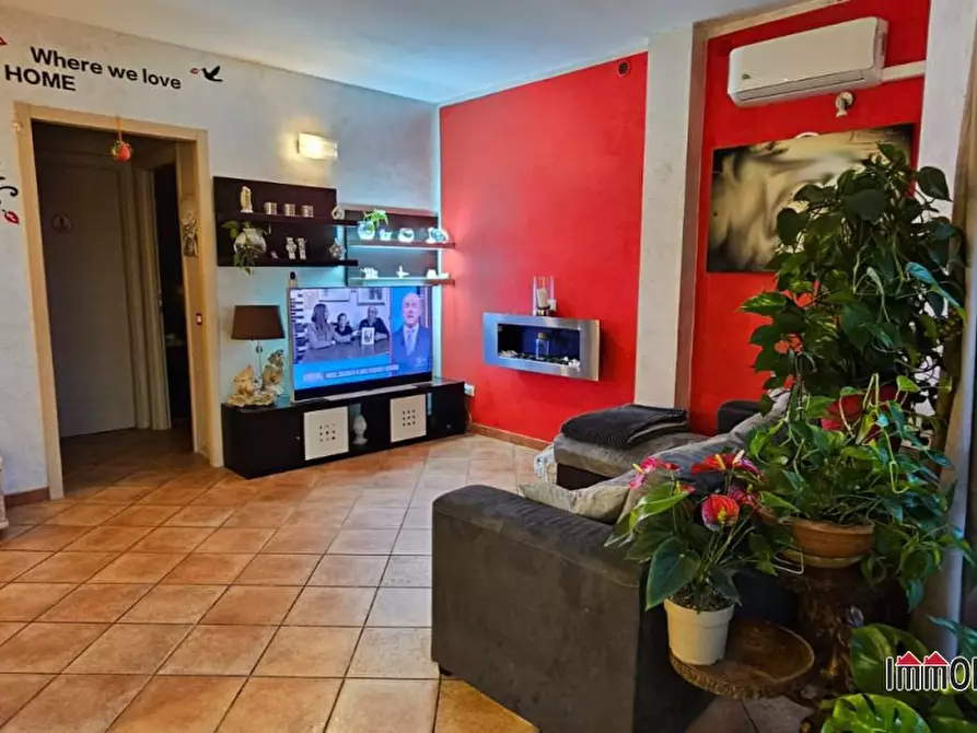 Immagine 7 di Appartamento in vendita  a Colle Di Val D'elsa