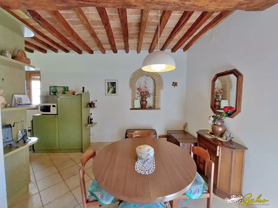 Immagine 9 di Appartamento in vendita  a San Gimignano