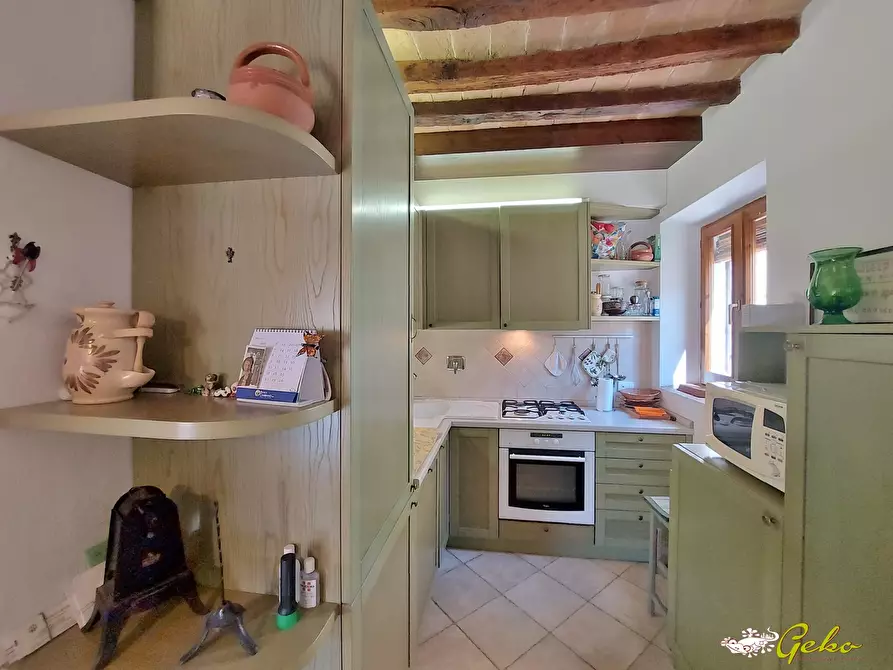 Immagine 5 di Appartamento in vendita  a San Gimignano