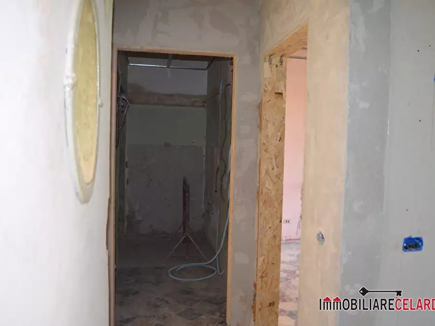 Immagine 8 di Appartamento in vendita  a Poggibonsi