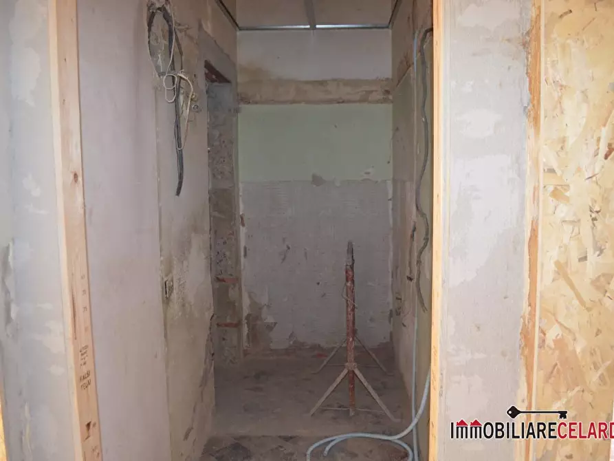 Immagine 10 di Appartamento in vendita  a Poggibonsi