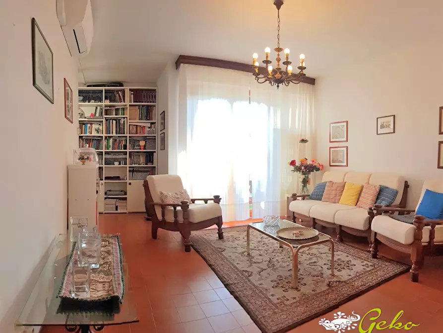 Immagine 2 di Appartamento in vendita  12 a San Gimignano