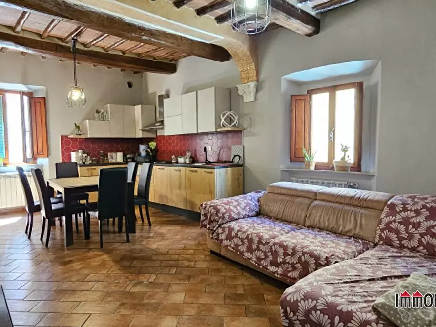 Immagine 7 di Appartamento in vendita  a Colle Di Val D'elsa