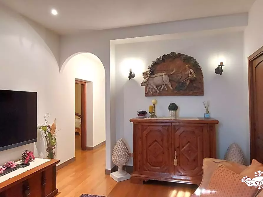 Immagine 10 di Appartamento in vendita  a San Gimignano