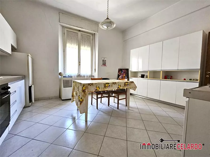 Immagine 1 di Appartamento in vendita  a Colle Di Val D'elsa