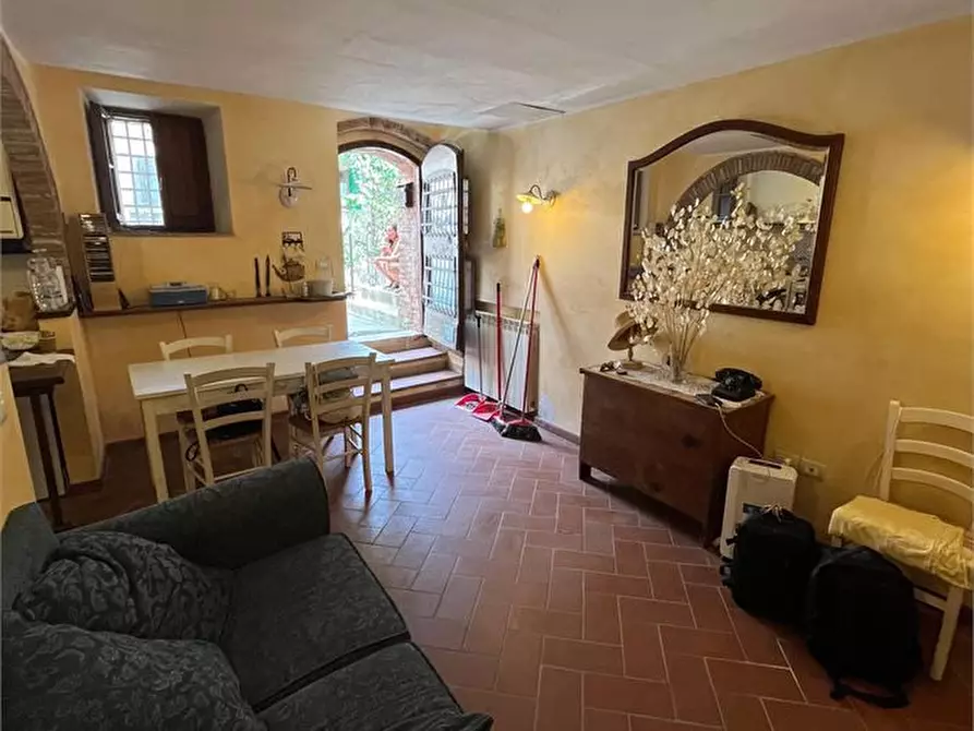 Immagine 9 di Appartamento in vendita  11 a Castiglione D'orcia