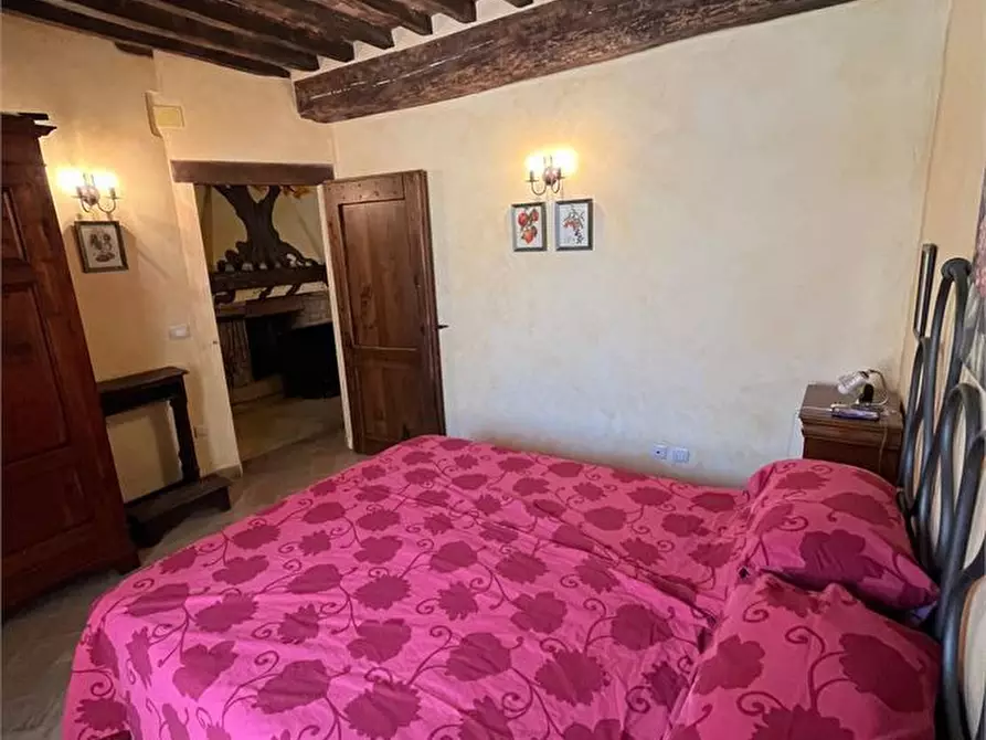 Immagine 4 di Appartamento in vendita  11 a Castiglione D'orcia