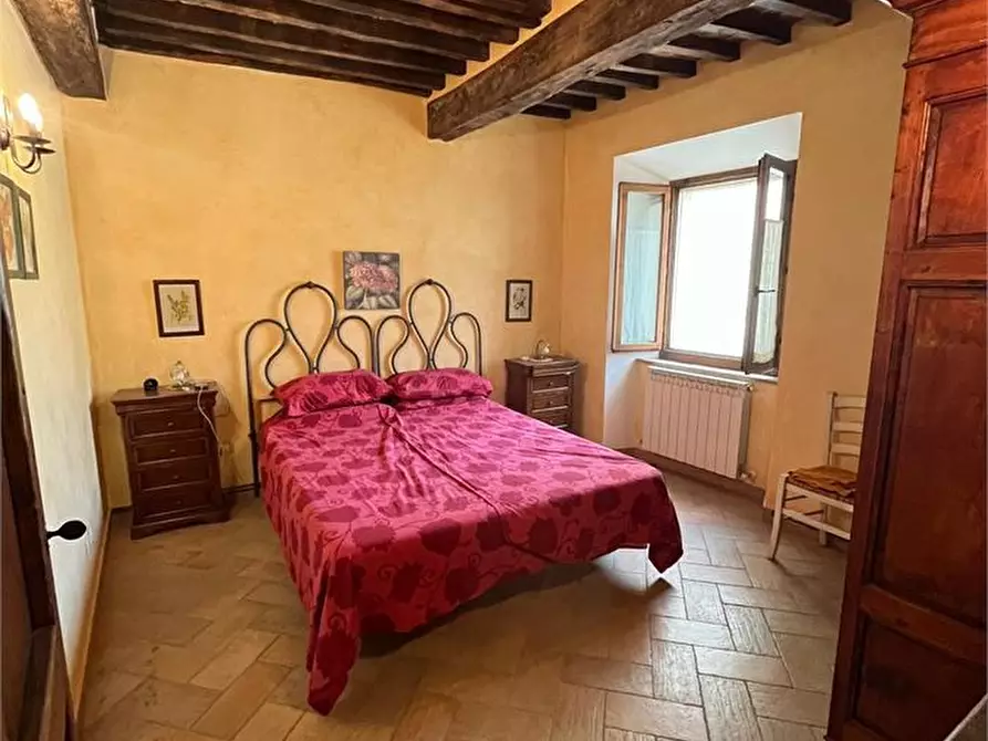 Immagine 7 di Appartamento in vendita  11 a Castiglione D'orcia