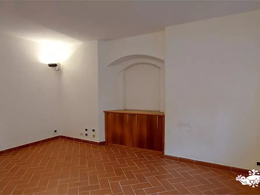 Immagine 8 di Appartamento in vendita  a San Gimignano