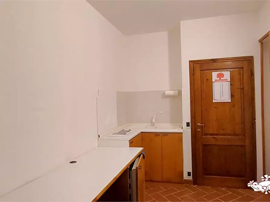 Immagine 6 di Appartamento in vendita  a San Gimignano