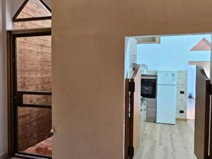 Immagine 2 di Appartamento in vendita  a Colle Di Val D'elsa