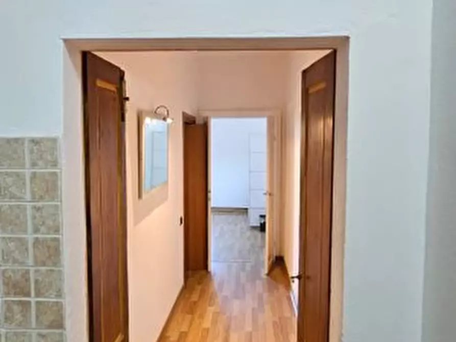 Immagine 7 di Appartamento in vendita  a Colle Di Val D'elsa