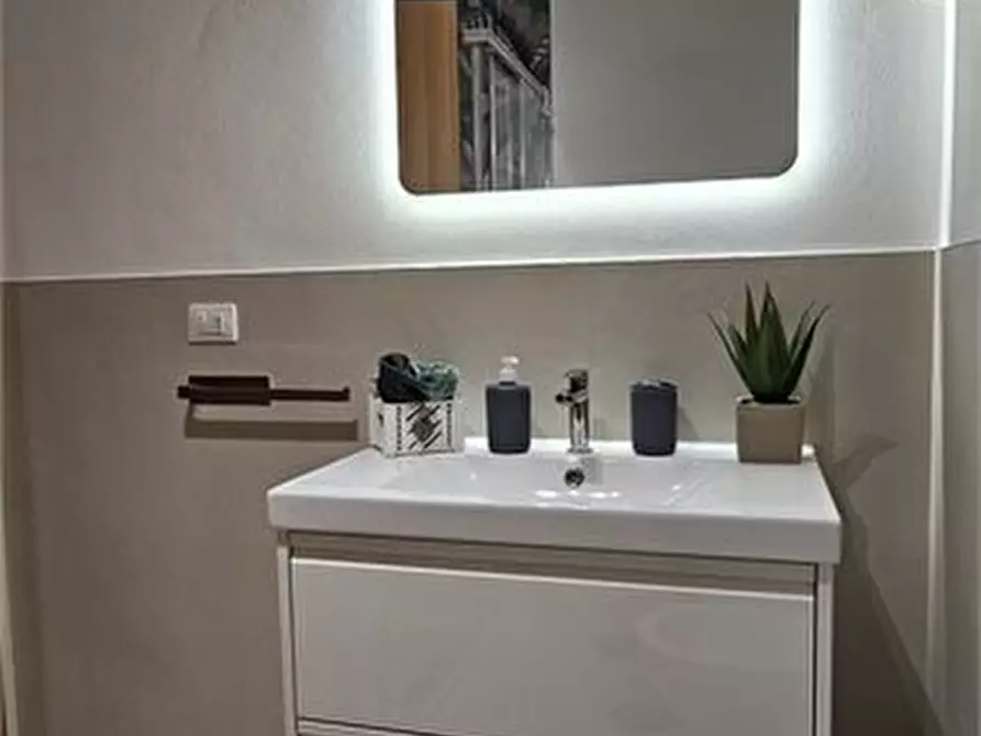 Immagine 9 di Appartamento in vendita  a Casole D'elsa