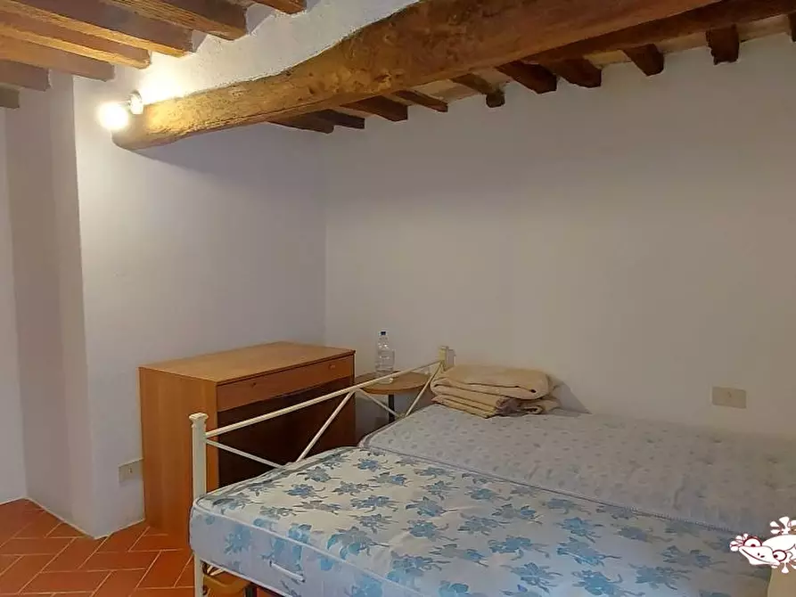 Immagine 4 di Appartamento in vendita  a San Gimignano