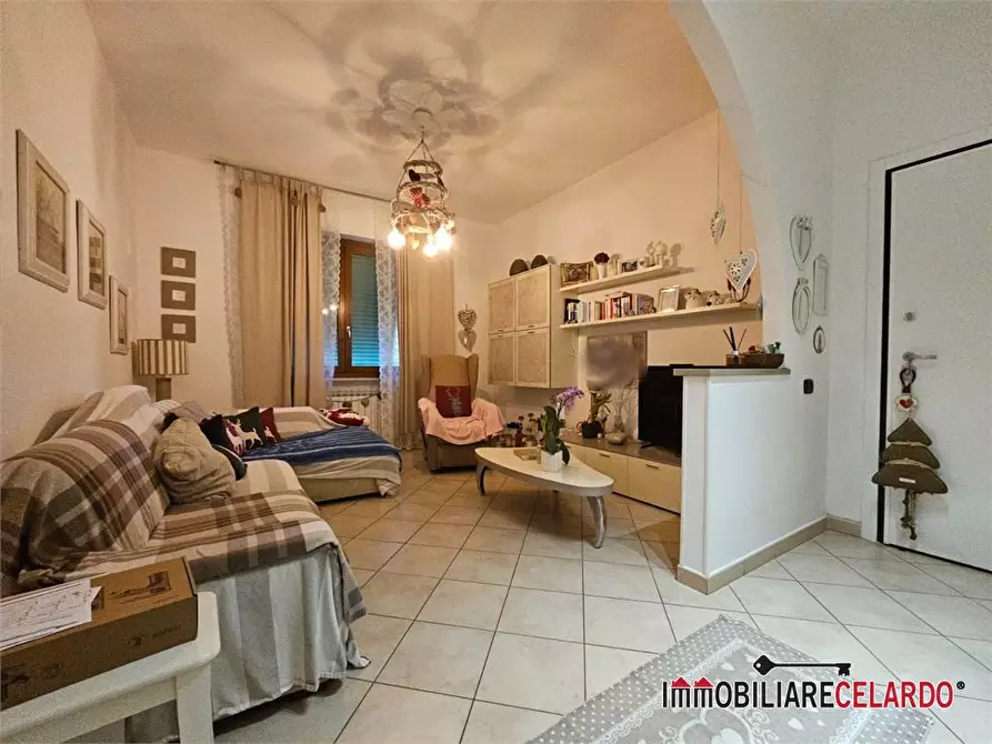 Immagine 1 di Appartamento in vendita  a Colle Di Val D'elsa