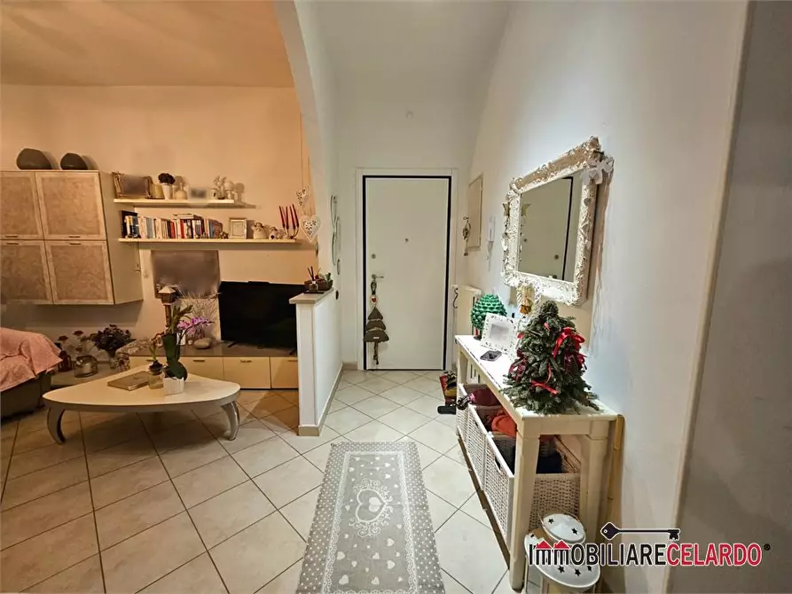 Immagine 10 di Appartamento in vendita  a Colle Di Val D'elsa