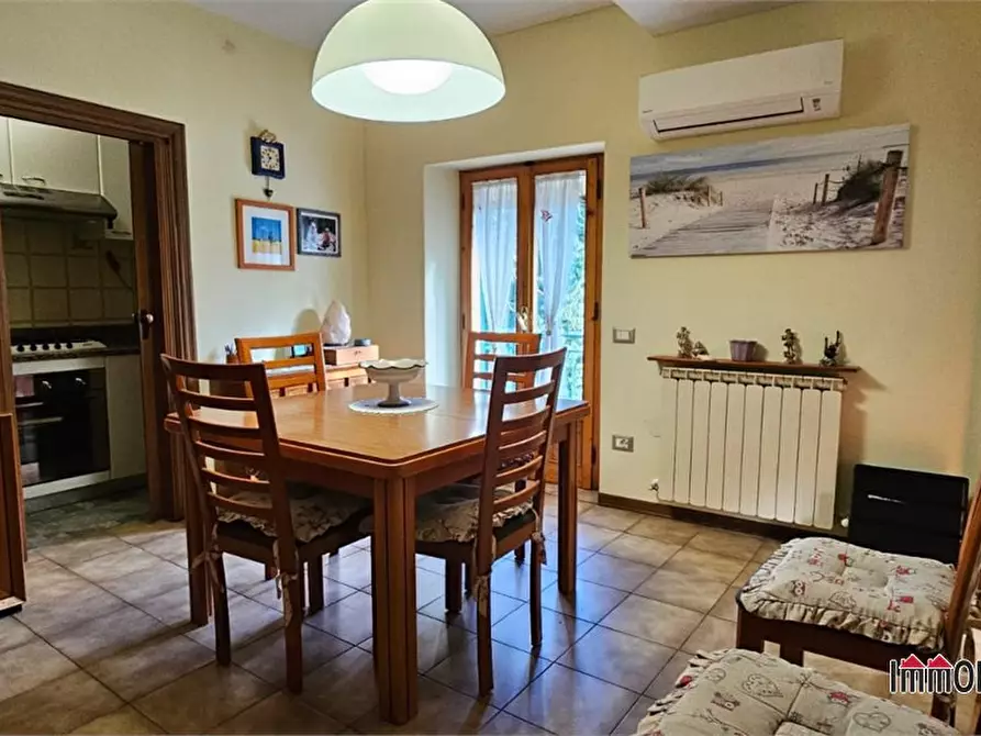 Immagine 2 di Appartamento in vendita  a Colle Di Val D'elsa