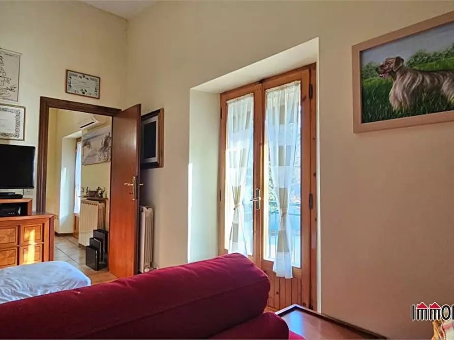 Immagine 4 di Appartamento in vendita  a Colle Di Val D'elsa