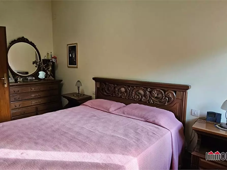 Immagine 10 di Appartamento in vendita  a Colle Di Val D'elsa