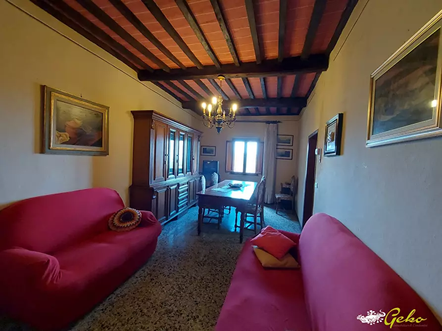 Immagine 3 di Appartamento in vendita  a San Gimignano